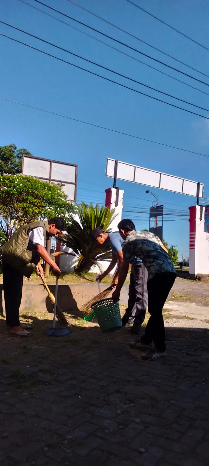Semangat Gotong Royong, Kelurahan Pappa' Gelar Jumat Bersih