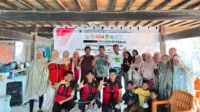 Pakai Galon Bekas, Mahasiswa KKN Unhas Latih Warga Sidrap Buat Biogas Kotoran Sapi Pakai Galon Bekas, Mahasiswa KKN Unhas Latih Warga Sidrap Buat Biogas Kotoran Sapi