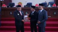 Paripurna DPRD Takalar Bupati Daeng Manye Serahkan Ranperda APBD 2025 Paripurna DPRD Takalar Bupati Daeng Manye Serahkan Ranperda APBD 2025